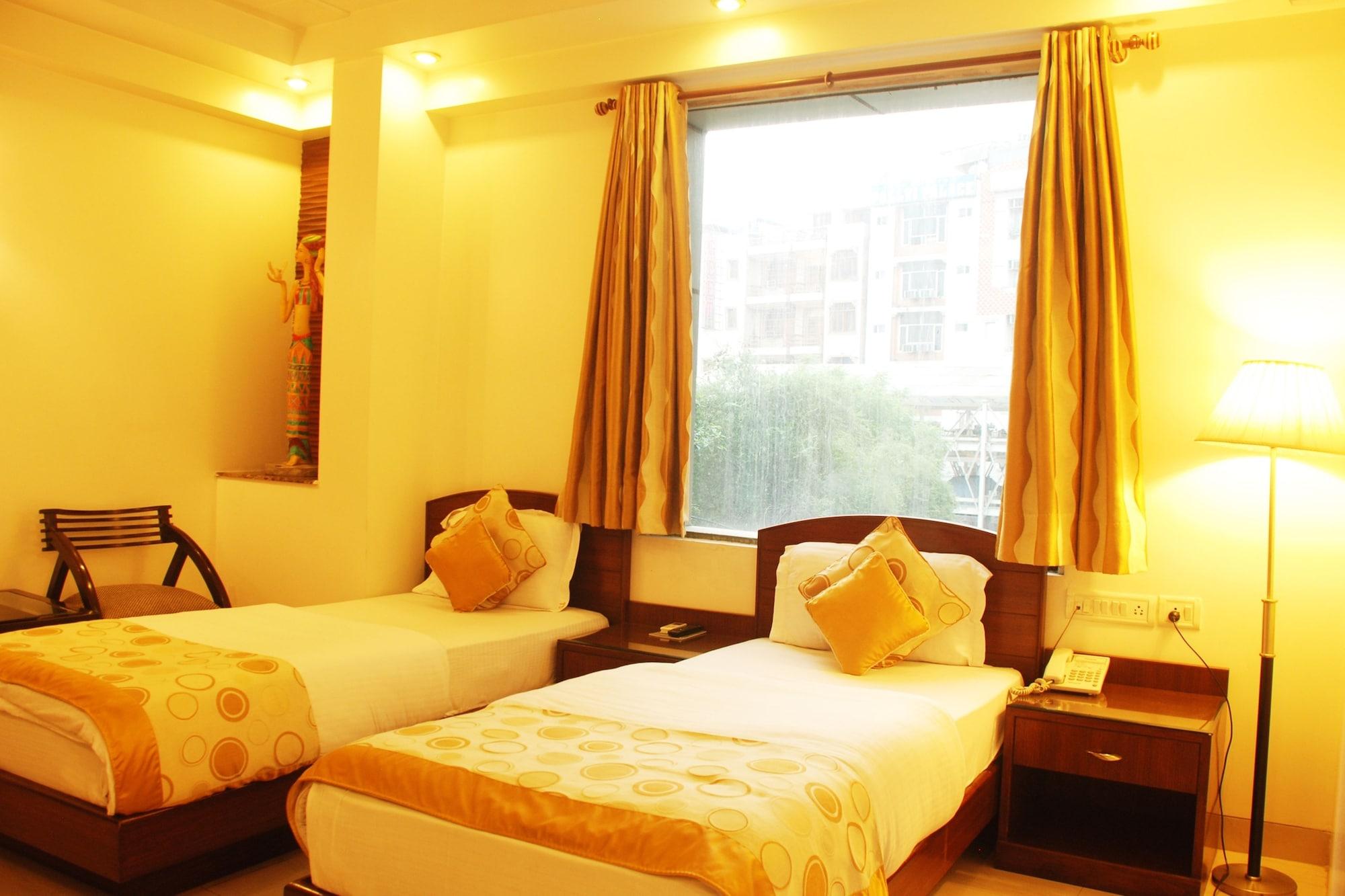 Hotel Shipra International New Delhi Exterior photo