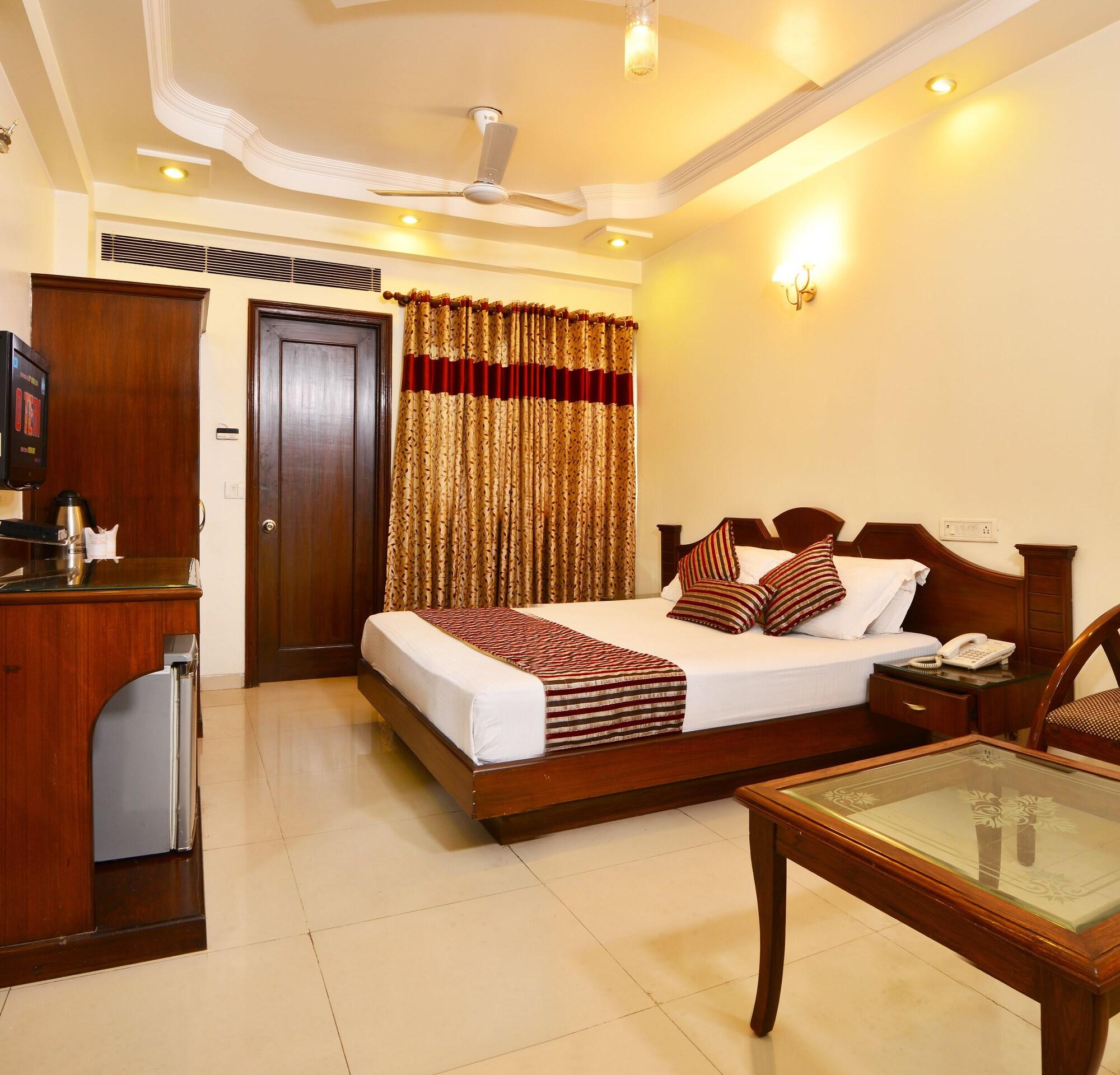 Hotel Shipra International New Delhi Exterior photo