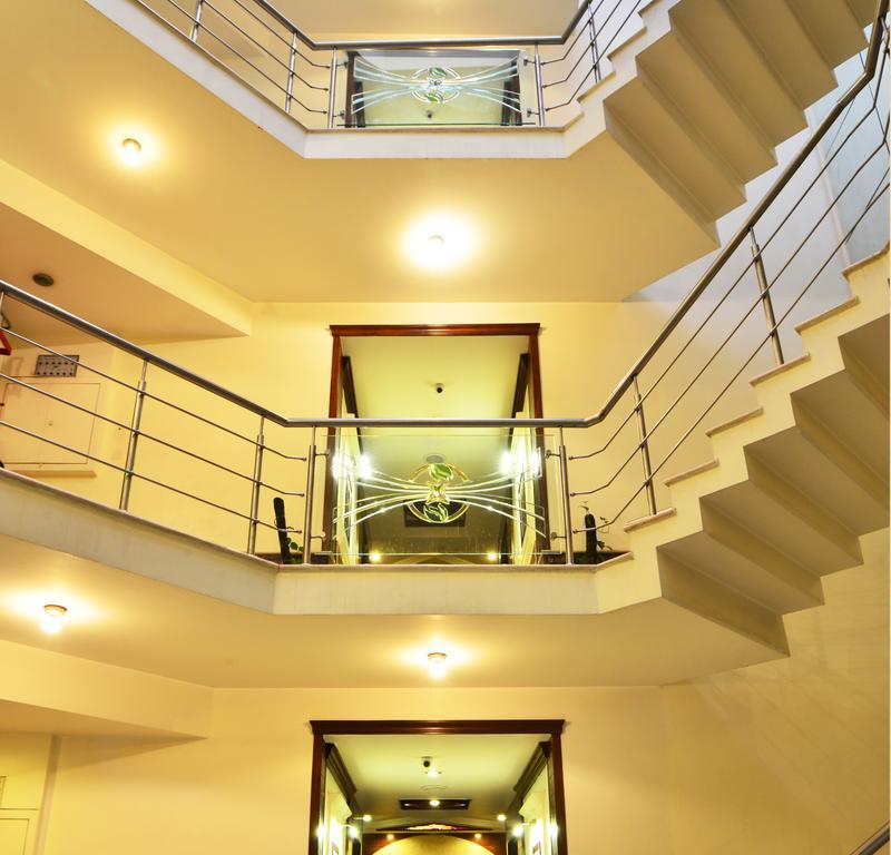 Hotel Shipra International New Delhi Exterior photo