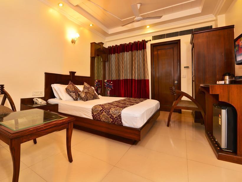 Hotel Shipra International New Delhi Exterior photo