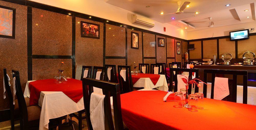 Hotel Shipra International New Delhi Exterior photo
