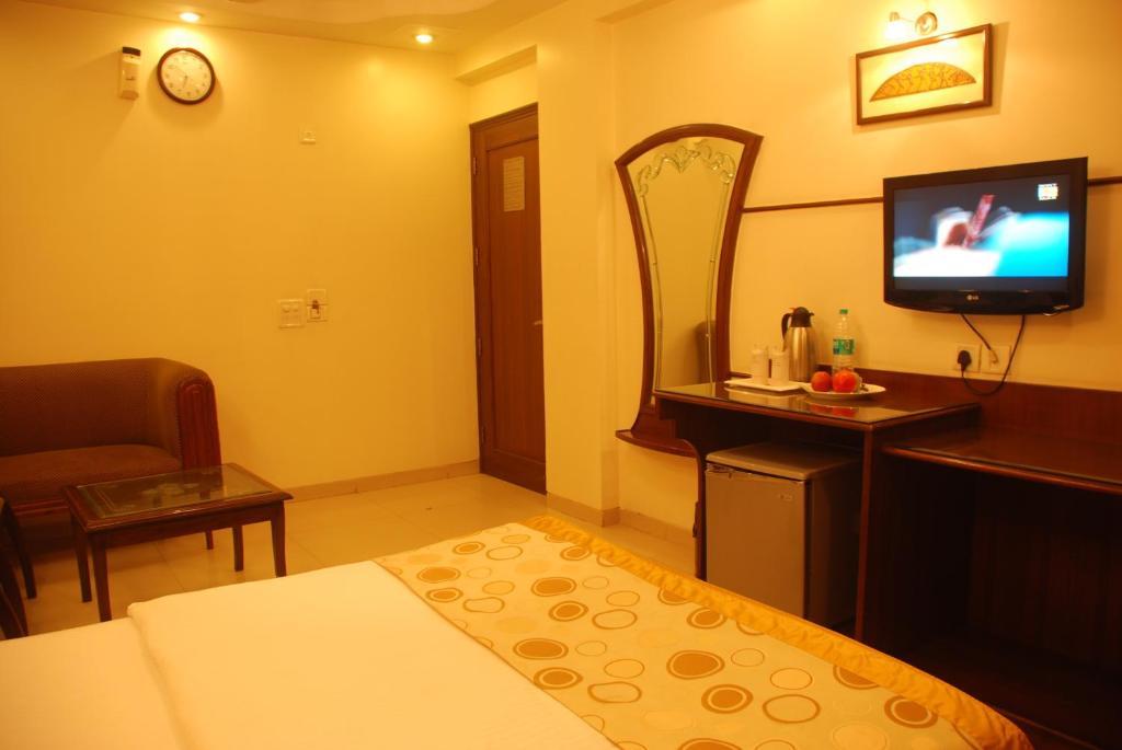 Hotel Shipra International New Delhi Exterior photo