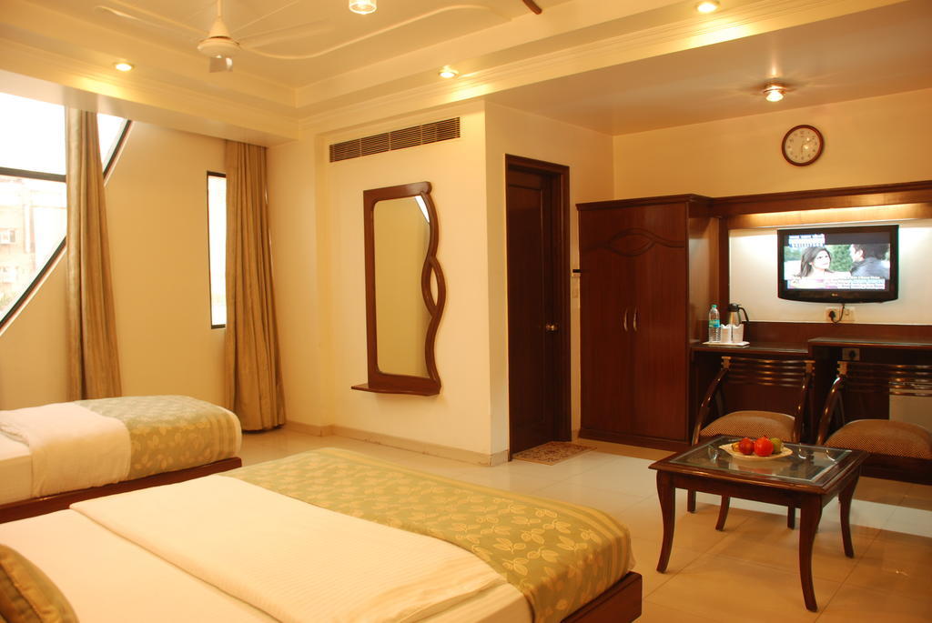 Hotel Shipra International New Delhi Exterior photo