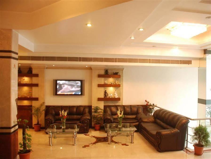 Hotel Shipra International New Delhi Exterior photo