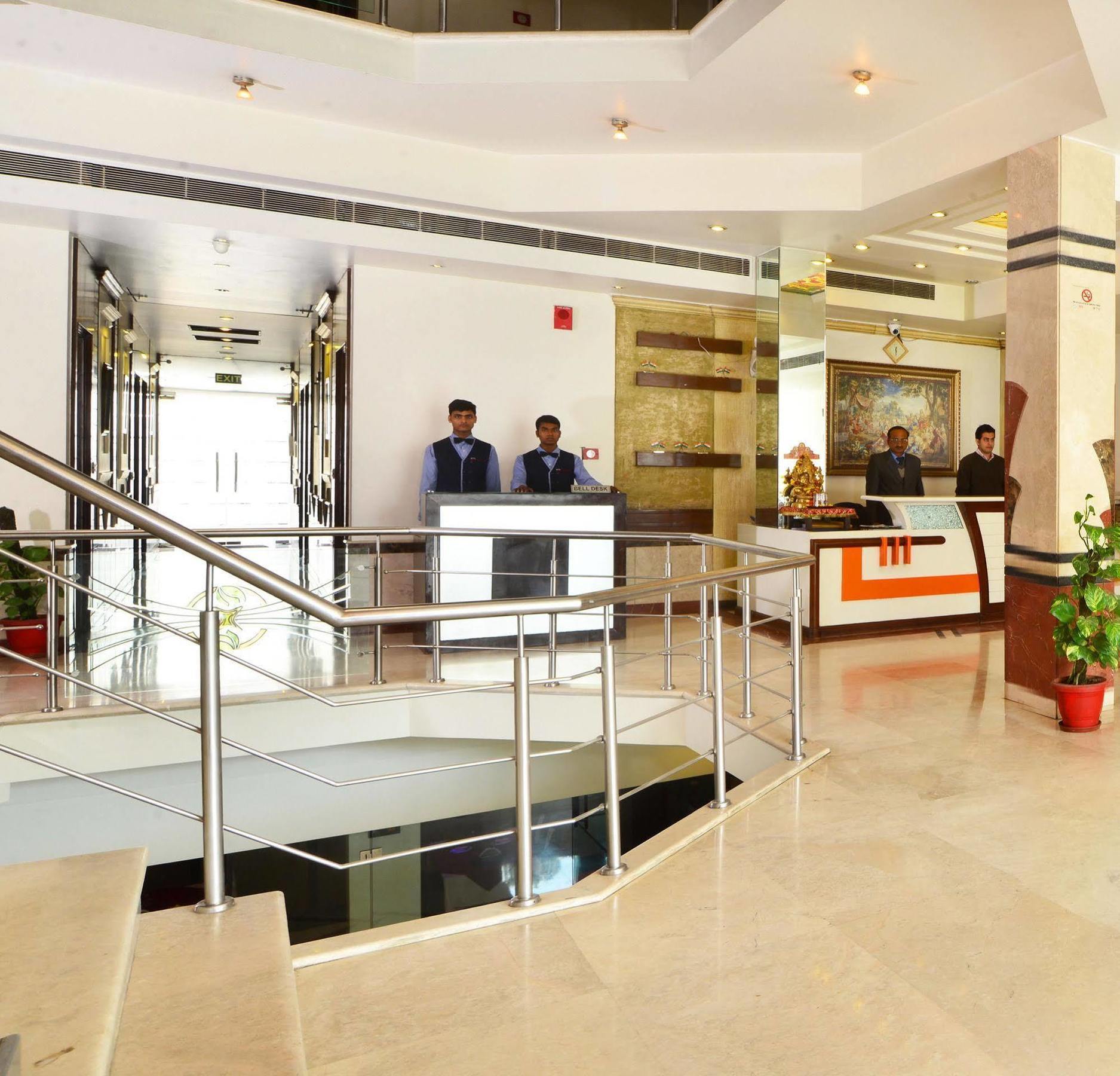 Hotel Shipra International New Delhi Exterior photo